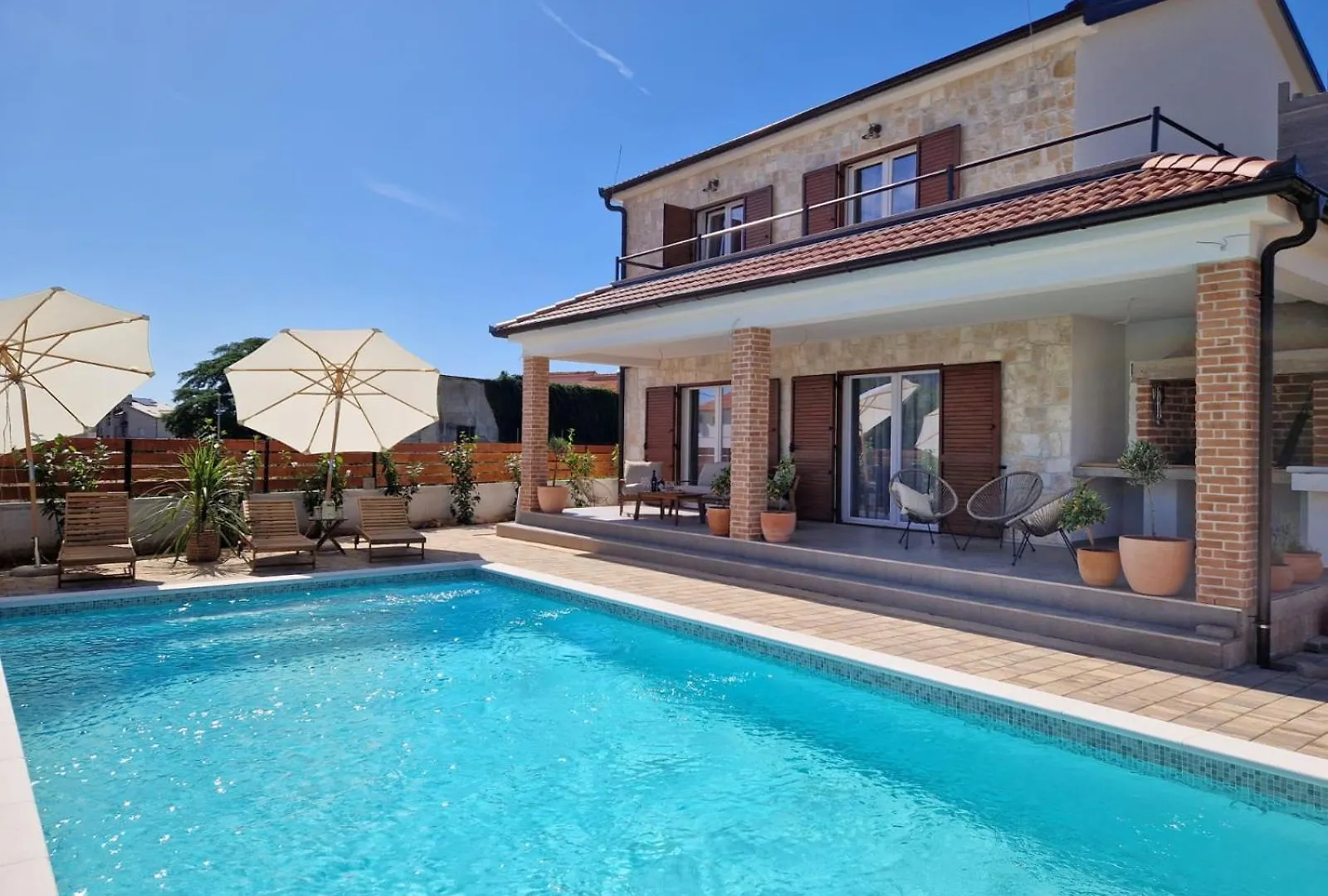 Villa Rustic House Konfidenca Weißenburg